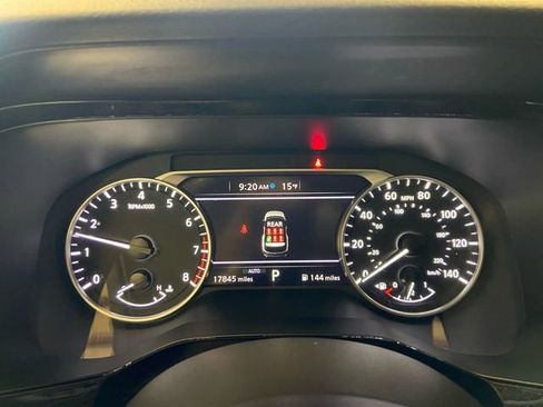 Certified 2024 Nissan Pathfinder SV w/ Black Appearance Package image 16