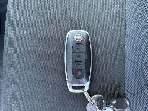 Used 2025 Nissan Versa SV FWD image 21