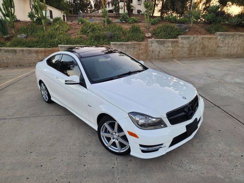 Used 2013 Mercedes-Benz C 250 Coupe image 34