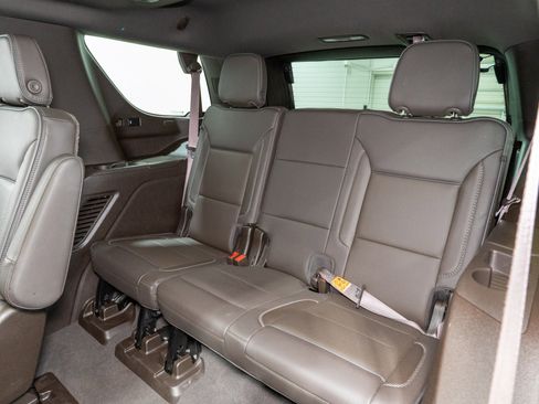 Used 2021 GMC Yukon Denali w/ Denali Premium Package RWD image 35