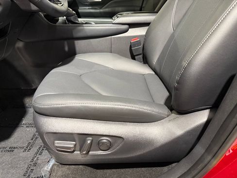 Certified 2026 Toyota Grand Highlander AWD image 14