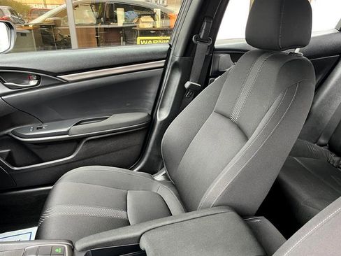 Used 2019 Honda Civic Sport image 9