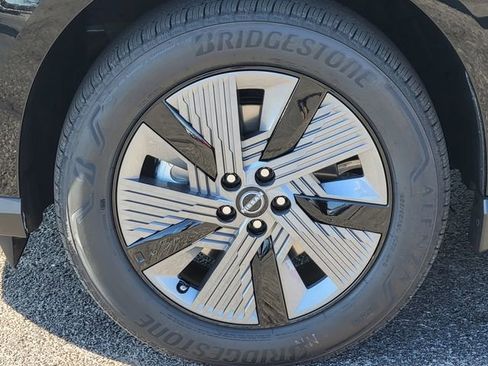 New 2025 Nissan Murano SL image 13