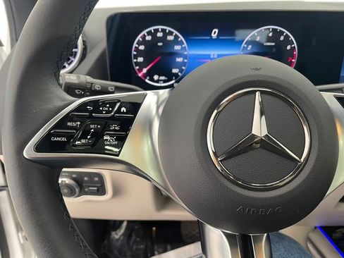 New 2026 Mercedes-Benz GLA 250 image 23