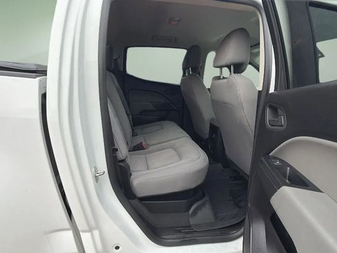 Used 2019 Chevrolet Colorado W/T w/ WT Convenience Package image 15