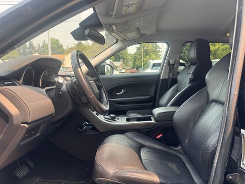 Used 2018 Land Rover Range Rover Evoque AWD/4WD image 3