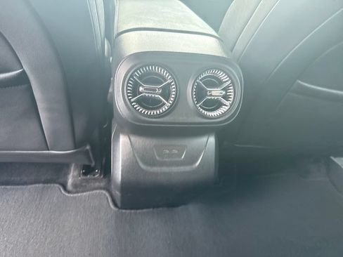 Used 2024 Chevrolet Blazer EV LT AWD/4WD image 32