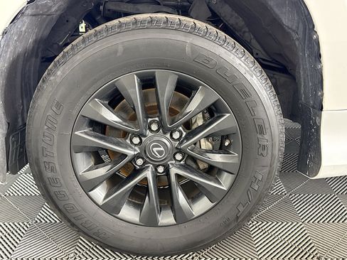 Used 2020 Lexus GX 460 Premium w/ Premium Package AWD/4WD image 36