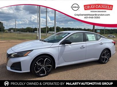 New 2025 Nissan Altima 2.5 SR w/ SR Premium Package