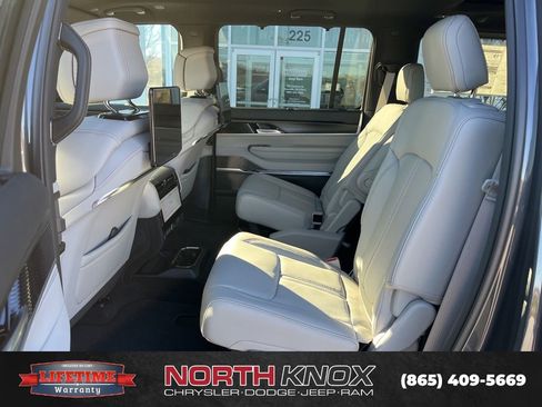 New 2026 Jeep Grand Wagoneer Summit w/ Rear Seat Video Group I AWD/4WD image 15