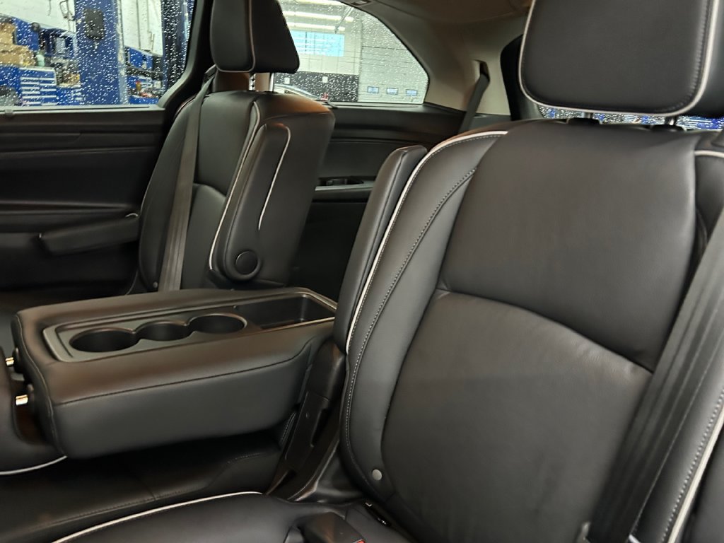 Certified 2025 Honda Odyssey Touring image 16