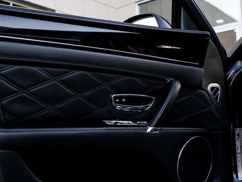 Used 2015 Bentley Flying Spur V8 AWD/4WD image 18