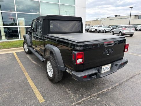 Used 2020 Jeep Gladiator Sport w/ Quick Order Package 24S AWD/4WD image 3