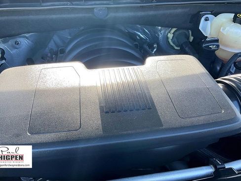 Used 2022 Chevrolet Tahoe LT w/ Luxury Package image 34