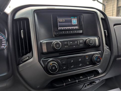 Used 2015 Chevrolet Silverado 2500 LT image 16