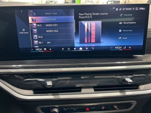 Used 2024 BMW X5 xDrive40i w/ M Sport Package image 18