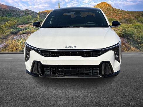 Certified 2025 Kia K4 GT-Line w/ GT-Line Premium Package image 5