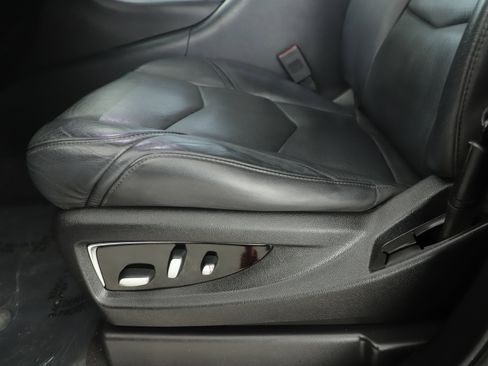 Used 2017 Cadillac Escalade Premium Luxury image 10