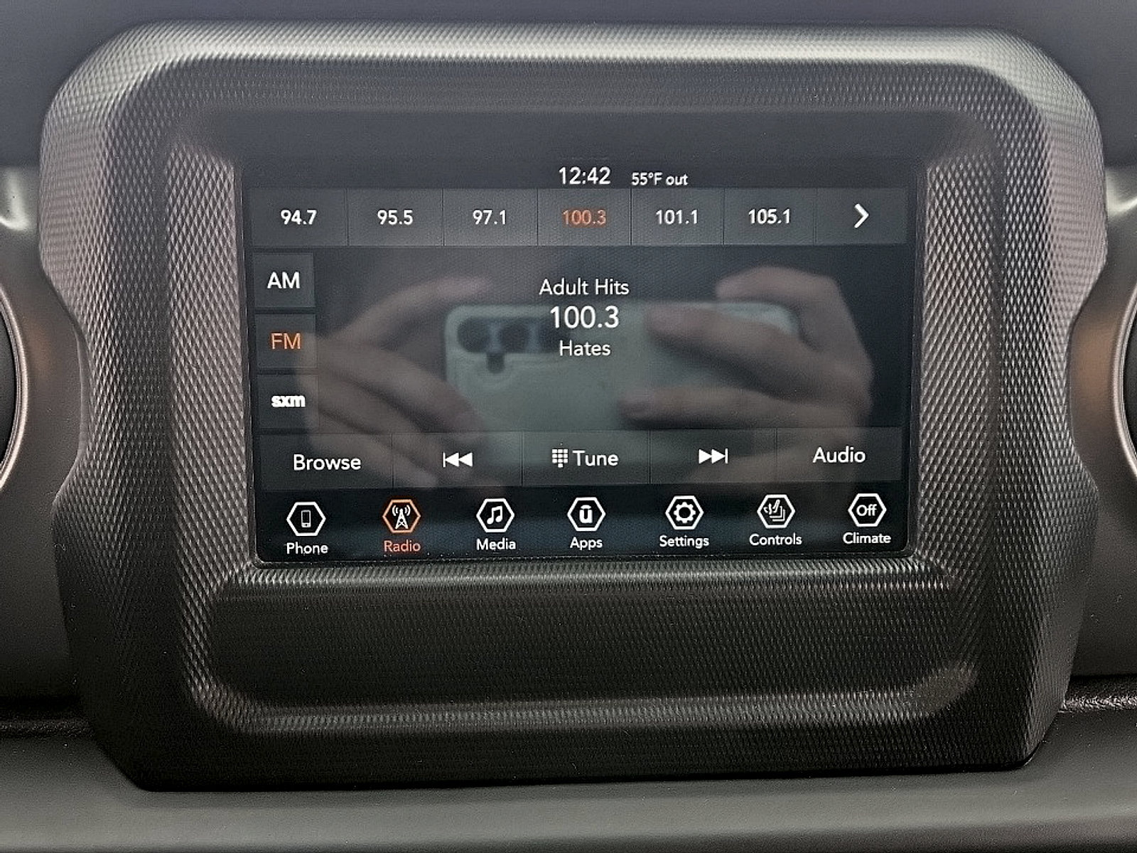 Used 2023 Jeep Gladiator Sport AWD/4WD image 17