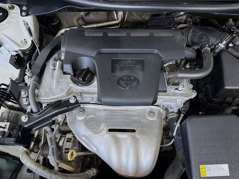 Used 2016 Toyota Camry LE image 38