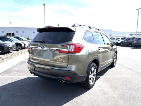 Certified 2025 Subaru Ascent Premium AWD/4WD image 9