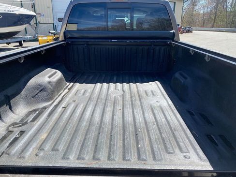 Used 2015 Ford F350 Lariat image 22