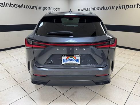 Used 2024 Lexus NX 250 FWD image 5