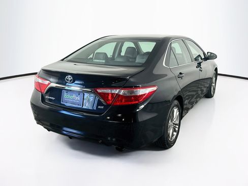 Used 2017 Toyota Camry SE FWD image 9