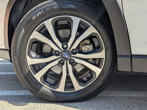 Used 2024 Subaru Forester Limited image 31