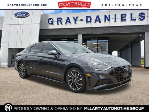 Used 2022 Hyundai Sonata Limited FWD image 1
