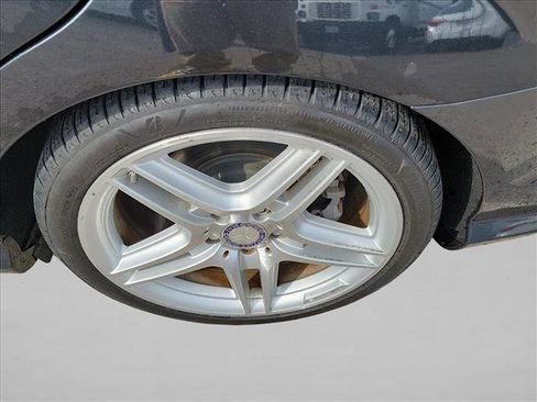 Used 2012 Mercedes-Benz C 250 Sedan image 11