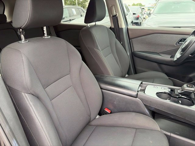 Used 2023 Nissan Rogue S FWD image 13