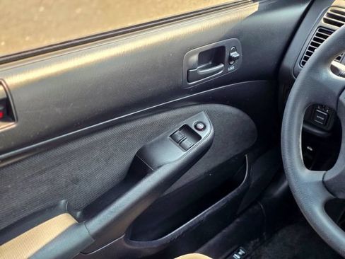 Used 2004 Honda Civic LX image 16