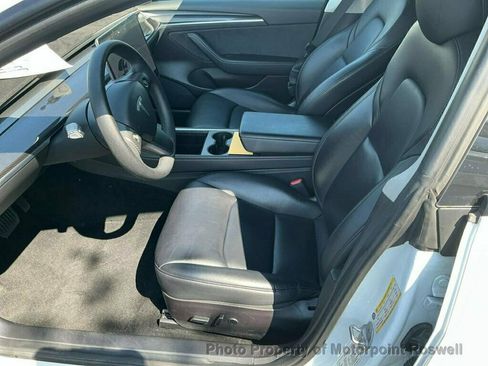 Used 2022 Tesla Model 3 Long Range AWD/4WD image 5