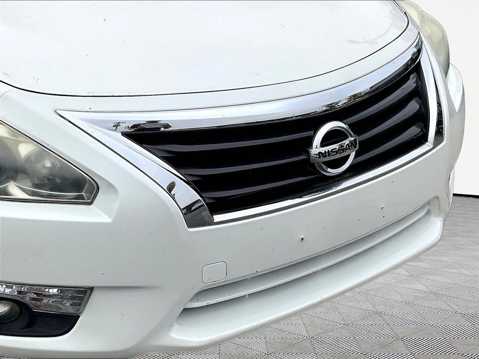 Used 2013 Nissan Altima 3.5 SL w/ Technology Pkg FWD image 33