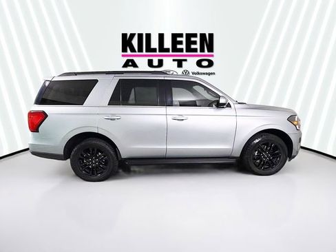 Used 2024 Ford Expedition XLT RWD image 8