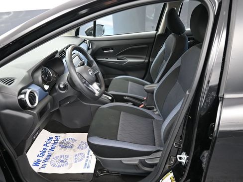 Used 2025 Nissan Versa SV FWD image 24