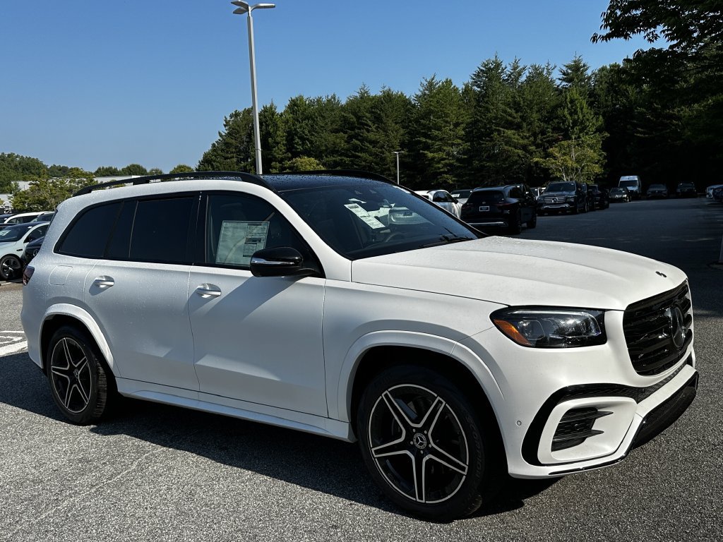 New 2026 Mercedes-Benz GLS 450 4MATIC image 2