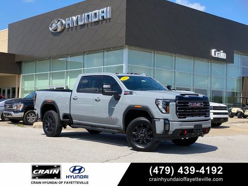 Used 2024 GMC Sierra 2500 AT4 w/ AT4 Premium Plus Package AWD/4WD image 1