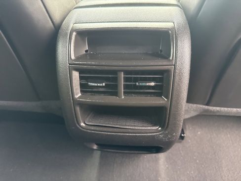 Used 2023 Cadillac XT5 Premium Luxury image 26