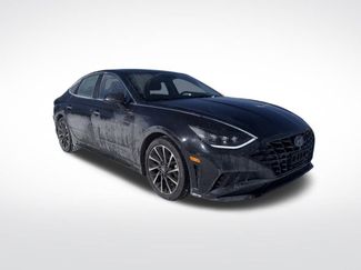 Used 2023 Hyundai Sonata Limited w/ Preferred Accessory Package video 2