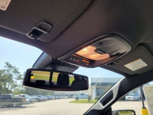 New 2026 GMC Canyon Elevation w/ Convenience Package image 23