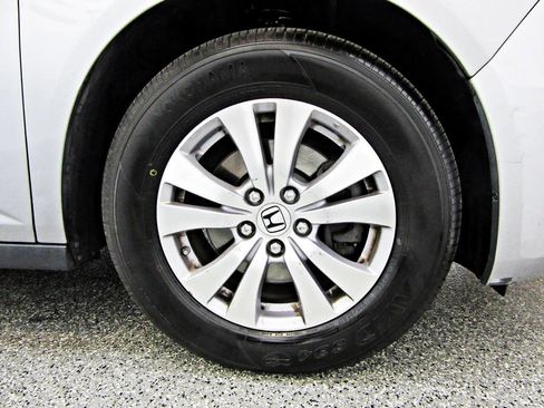 Used 2017 Honda Odyssey EX-L image 23