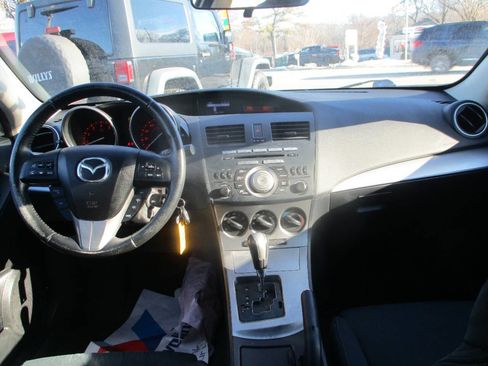 Used 2011 MAZDA MAZDA3 s Sport image 8
