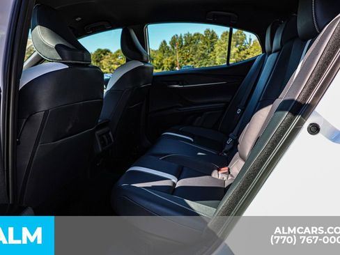 Used 2025 Toyota Camry SE image 23