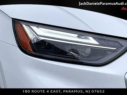 Used 2023 Audi Q5 2.0T Premium Plus w/ Premium Plus Package AWD/4WD image 21