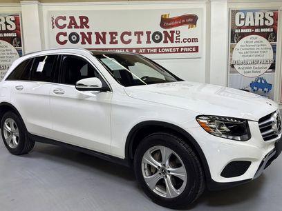 Used 2018 Mercedes-Benz GLC 300 4MATIC w/ Premium Package