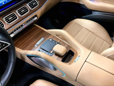 Used 2024 Mercedes-Benz GLE 450 4MATIC image 16