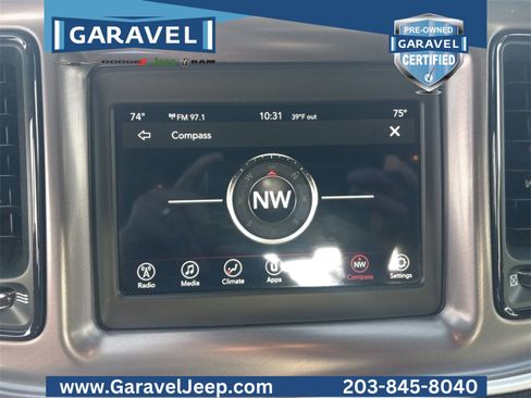 Used 2022 Dodge Challenger SXT w/ Blacktop Package image 8