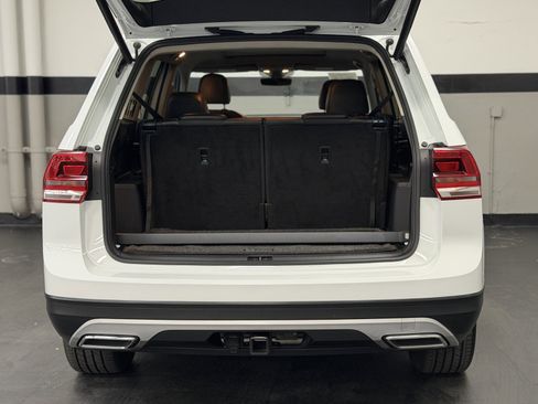 Used 2019 Volkswagen Atlas SE w/ Panoramic Sunroof Package image 14